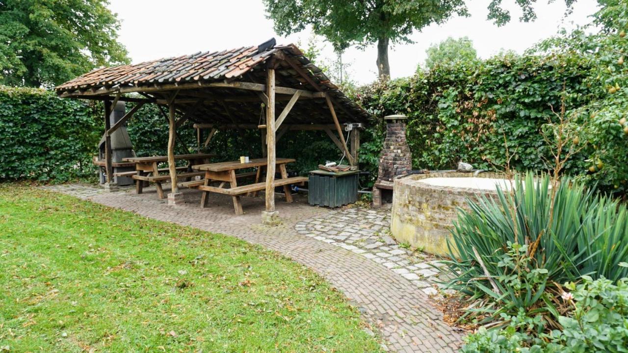 Hostel Kersenhof 우덴 외부 사진
